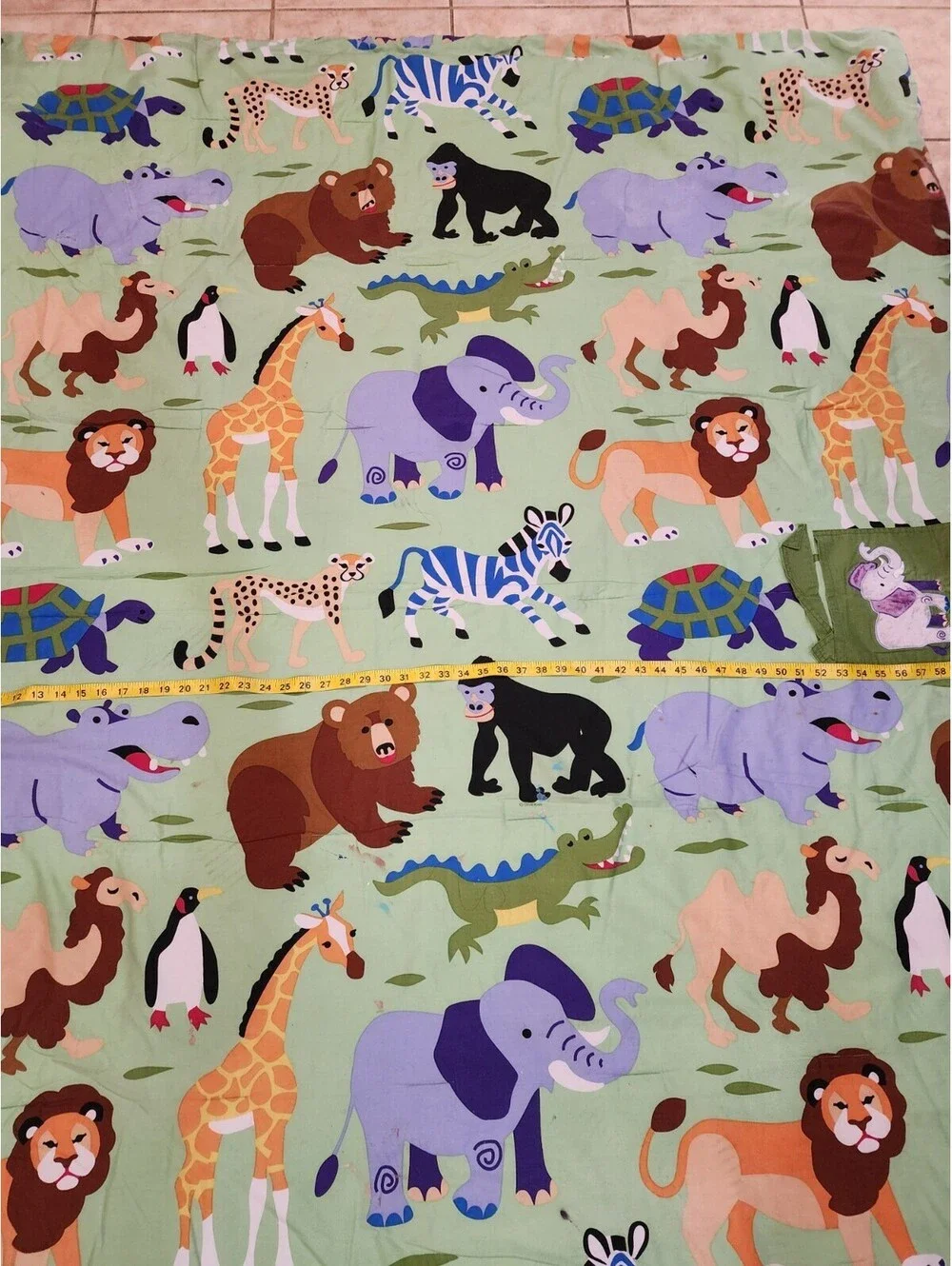 Conford Jungle Animal Childs Print Zoology 100cotton Reversible Olive Kids 63x81